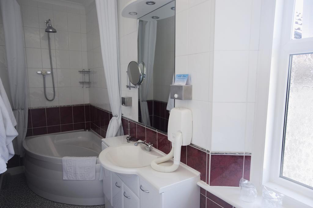Oakover Guest House Weston-super-Mare Szoba fotó
